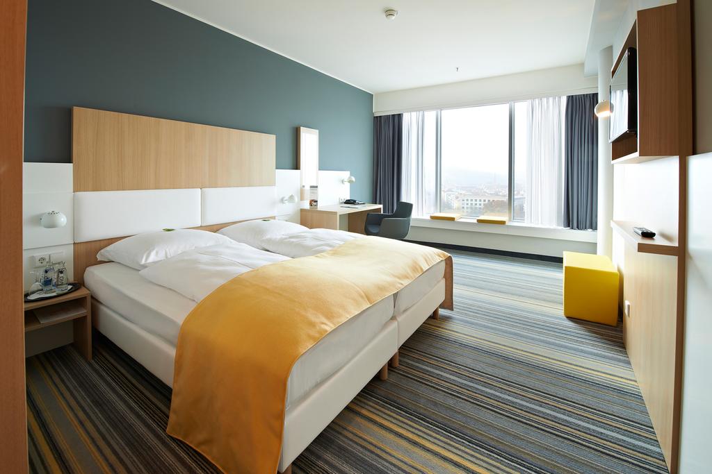 فندق GHOTEL hotel & living Würzburg 